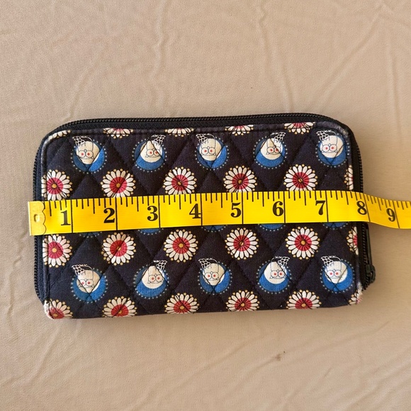 Vera Bradley "Night Owl' Zip Around Wallet - Picture 6 of 7